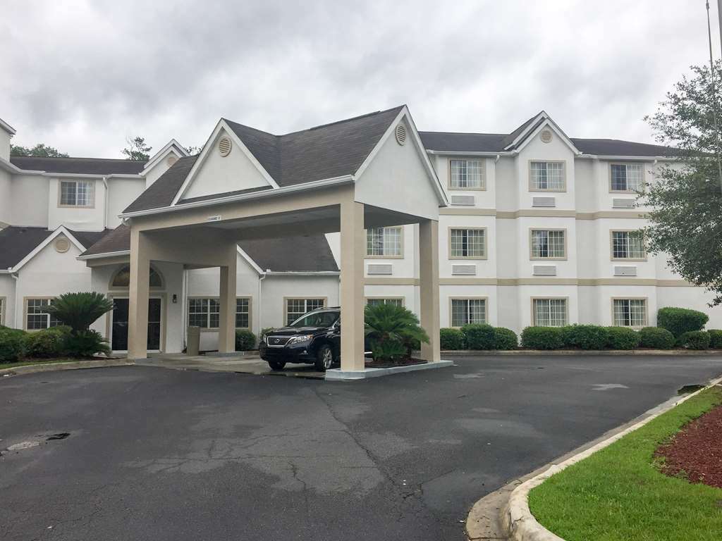 Red Roof Inn Plus+ & Suites Savannah - I-95 Georgetown Exteriör bild
